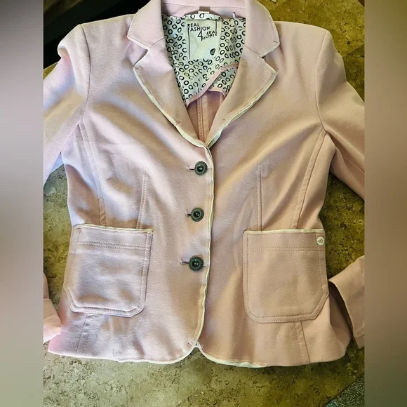 NWOT S.Oliver Blazer! Light Pink with white elbow pads -sparkle accents- Size 8 - Picture 8 of 9